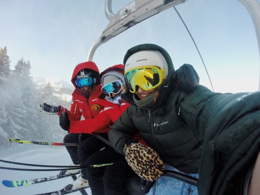 Вставай на лыжи: как «сжечь» лишние килограммы за новогодние праздники
