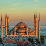 Эксперты: Турция первая восстановит туристический сектор