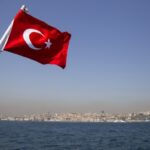 Турция ждет иностранных туристов в июне