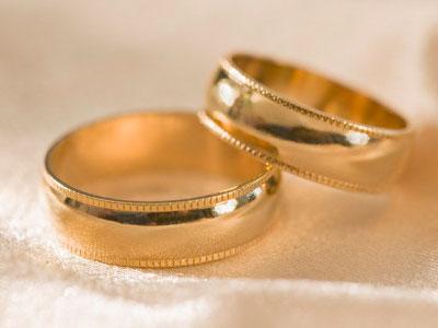 Золотые обручальные кольца: выбор за вами!