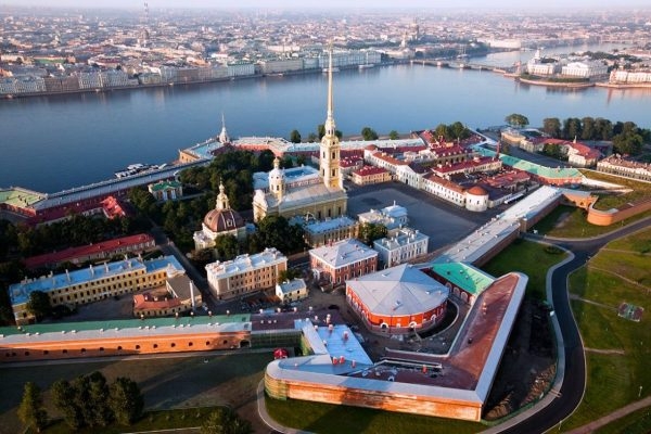 Отечественный туризм: почему стоит выбирать поездки по России
