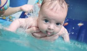 Плавание детей младенческого возраста