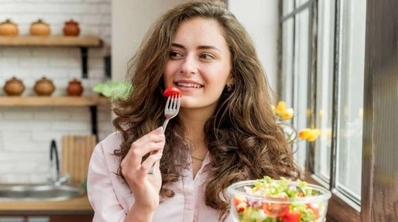 Как замедлить старение кожи при помощи питания