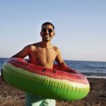 К пляжу готов: какие пластические операции делают мужчины перед летним сезоном
