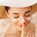 Опасная красота: 5 компонентов, которые нельзя наносить перед выходом на солнце