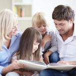 Какие привычки дети наследуют от родителей?