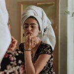 Платить меньше — получать больше: сравниваем бюджетную российскую косметику с дорогой импортной