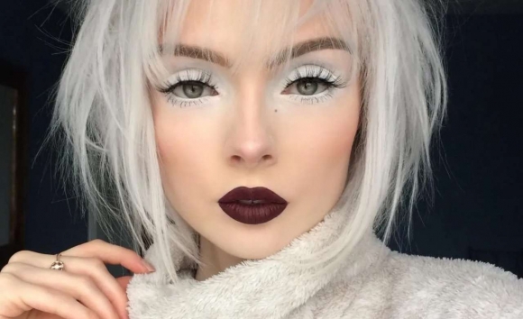 Как освежить взгляд за 10 секунд: белые тени снова в тренде